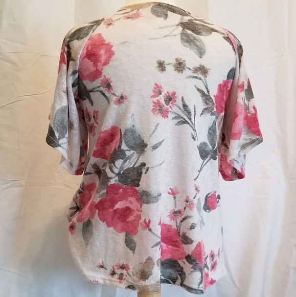 Flower Knit Top - Picture 2 of 3